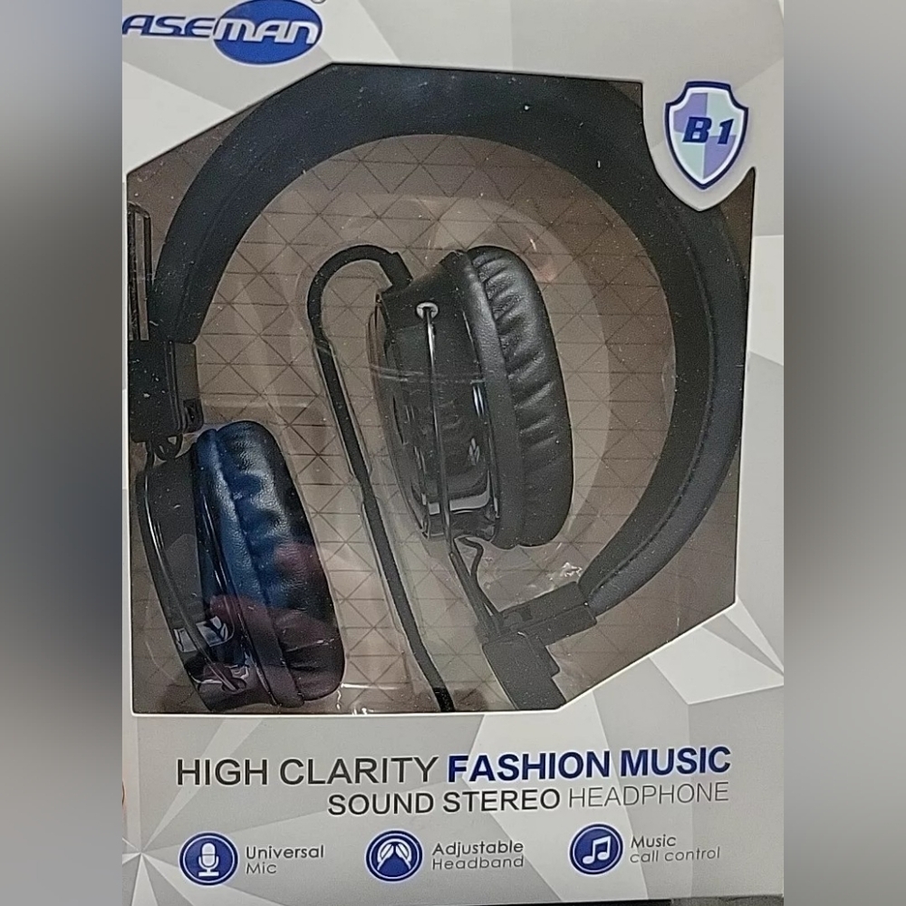 NIB Baseman High Clarity Fashion Music Sound Stereo Headphone BENIFITS CHARITY